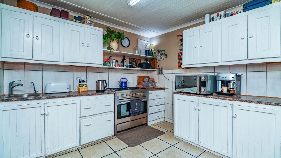 Commercial Property for Sale in Rondevlei Western Cape